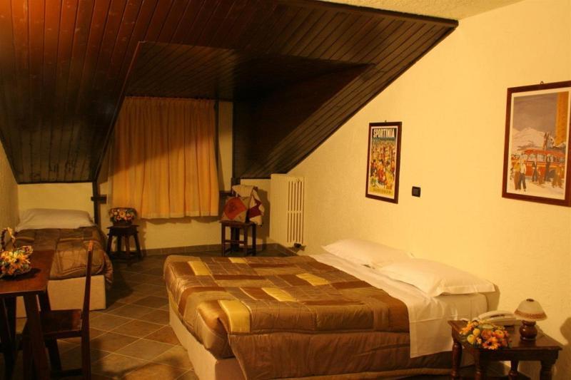 Oulx Hotel Gran Trun מראה חיצוני תמונה
